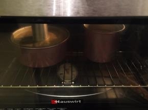 烤箱预热120度上下火中层25分钟，转170度20分钟左右