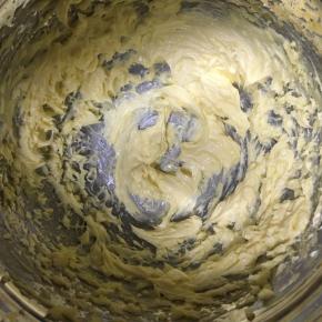 打发好的黄油蓬松、纹路清晰