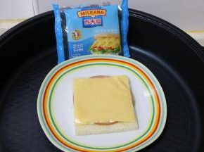 再放一片芝士片