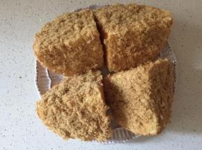 外表一样抹沙拉酱，肉松里滚一圈，全部做好