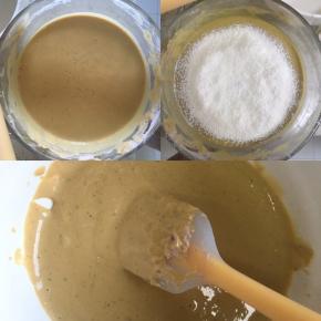 搅拌均匀的蛋黄奶酪糊中，过筛加入低筋面粉，用刮刀翻拌均匀