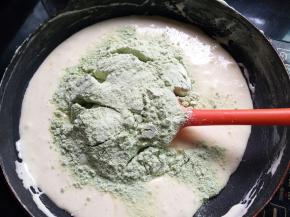 加入奶粉和青汁粉