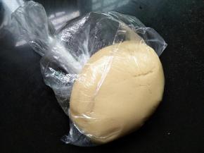 装入保鲜袋，静置2个小时