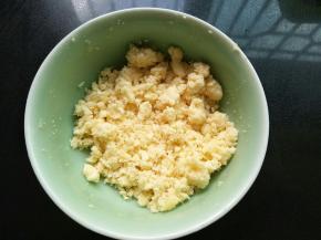 用手搓稣粒，放冰箱冷藏备用