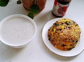 搭配杂粮米糊，营养更均衡。