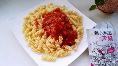 根据原料多少、个人口感调整肉酱多少。