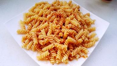 拌匀即可开吃（有点淡，又加点肉酱忘拍了）。