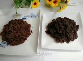 要想颜色深一些，可以加红糖