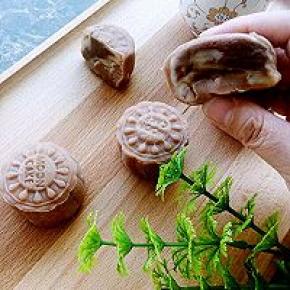 两种颜色，两种口味，味道很独特美味。