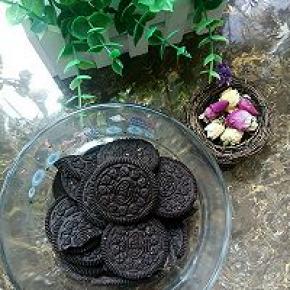 奥利奥去掉奶油用料理机打碎