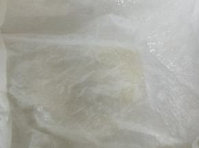 用保鲜膜包好上面盖上湿布，醒发