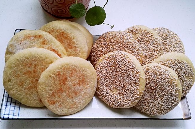 芝麻玉米面白糖饼
