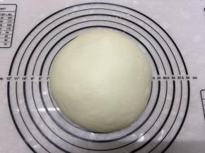 程序结束后，取出面团后揉圆