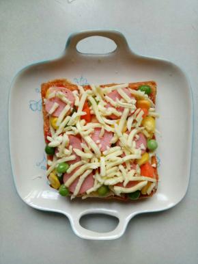 再撒上一层马苏里拉芝士