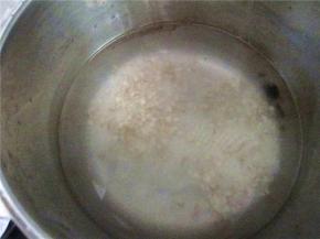 加入适量的水。