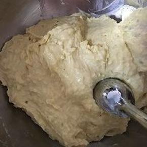 混匀的面糊如图所示。