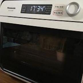 放入预热到190度的烤箱，烤20分钟。取出放凉，一般玛芬在冷却10分钟后食用最佳。吃不完的玛芬，可以用保鲜膜封好冷藏，食用前使用微波炉加热20秒，或者烤面包机烤2分钟即可。