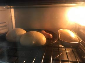 烤箱170度预热5分钟，放中下层，烤约15分钟即可，如果上色太深就盖上锡纸。