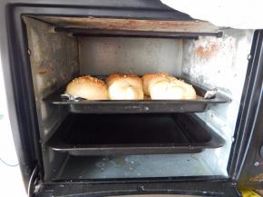 上烤箱175度烤18分钟