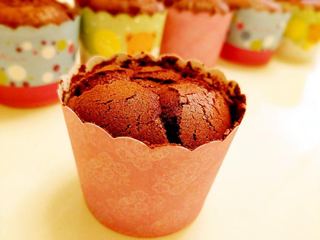 红丝绒戚风杯子蛋糕