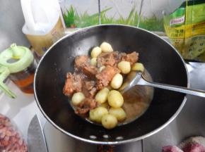 炒匀在炖20分钟