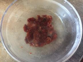 蔓越莓用朗姆酒浸泡