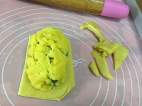 将多余的边缘切去