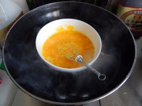 然后隔水不停的搅拌