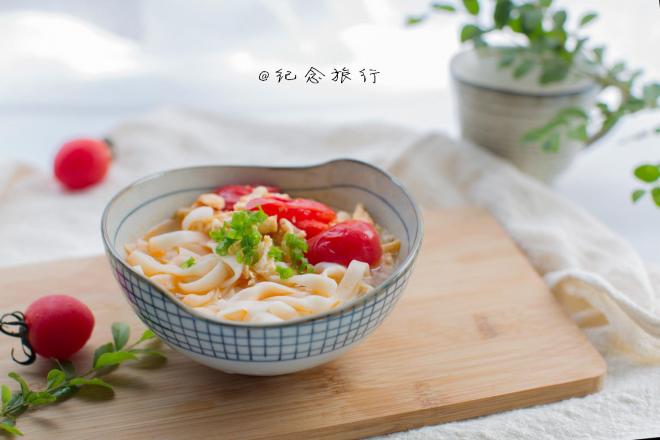简简单单一碗番茄面