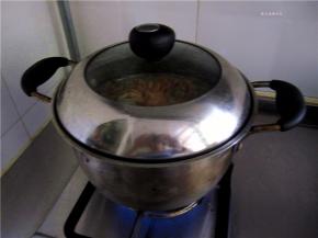 大火蒸制10分钟。