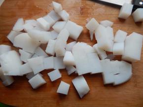 自己做的凉粉切好