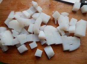 自己做的凉粉切好