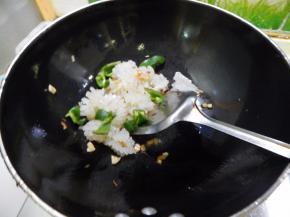 然后在加入菜椒