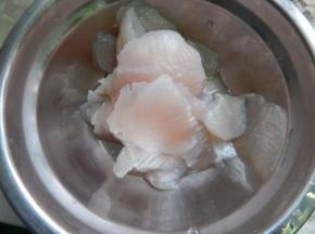 鱼柳切成 片