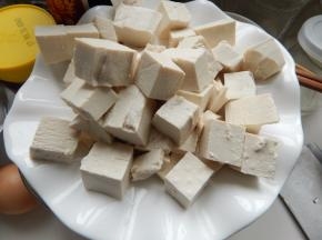 切好的豆腐