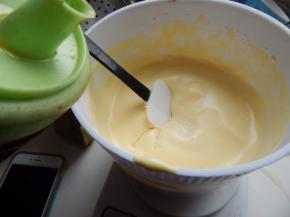 加入玉米油及牛奶