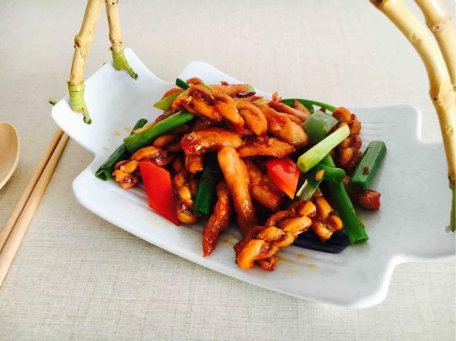 私房创意菜 麻花鸡柳