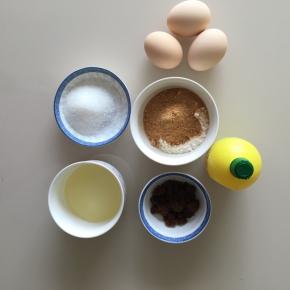 准备好材料，红糖切成碎末