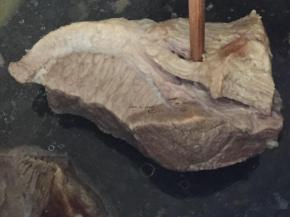 一个程序后，肉就能软烂了,筷子轻松插入