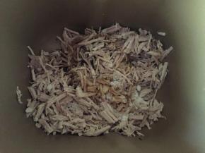 开始也可以中途把调味料加进去