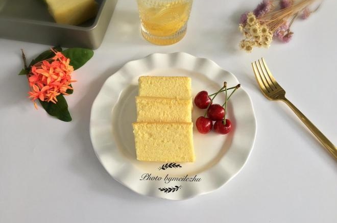 10寸方形酸奶戚风蛋糕