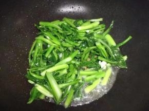 翻炒均匀即可出锅。