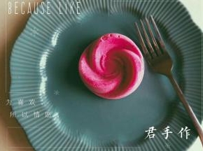 脱模，表面有点不光滑, 因为我忘了震模具