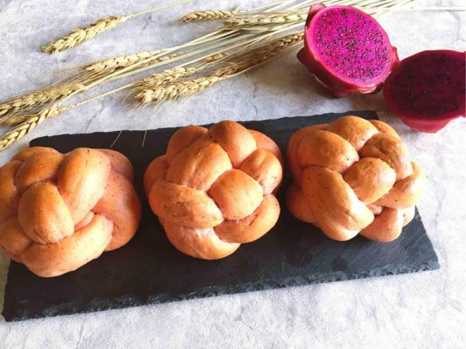 火龙果绣球面包