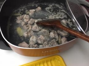 中间翻拌均匀