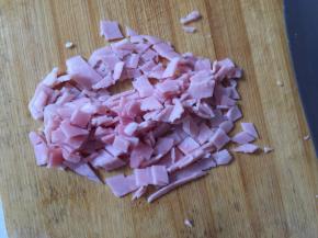 火腿片切碎
