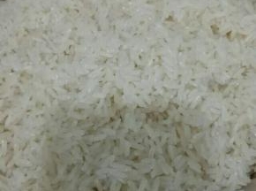 糯米洗干净放足够的水浸泡一晚