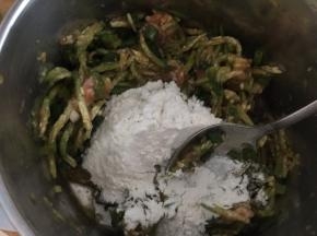 再加入面粉