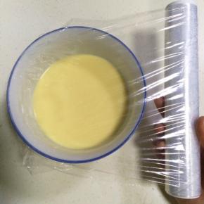 盖上保鲜膜入冰箱冷藏一小时以上。