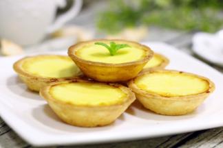 蛋挞馅非常的细腻柔滑。